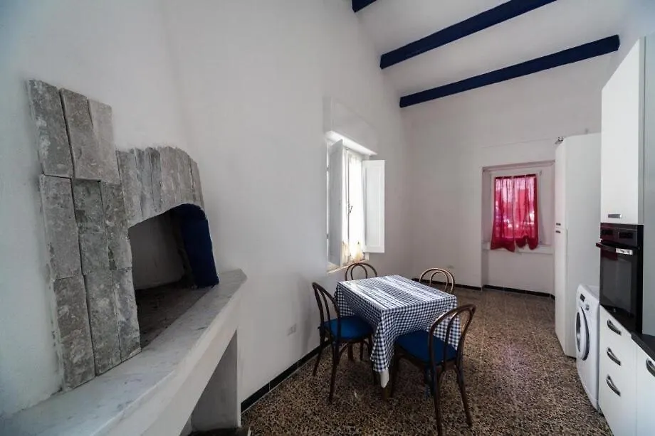 Corallo Holiday Home In The Center Of Villanova Villanova Monteleone Apartment